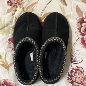 Black Slip On Uggs